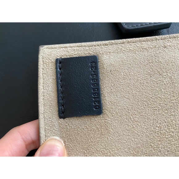 100% Authentic Chloe Faye Suede-Flap Shoulder Bag - Picture 11 of 12